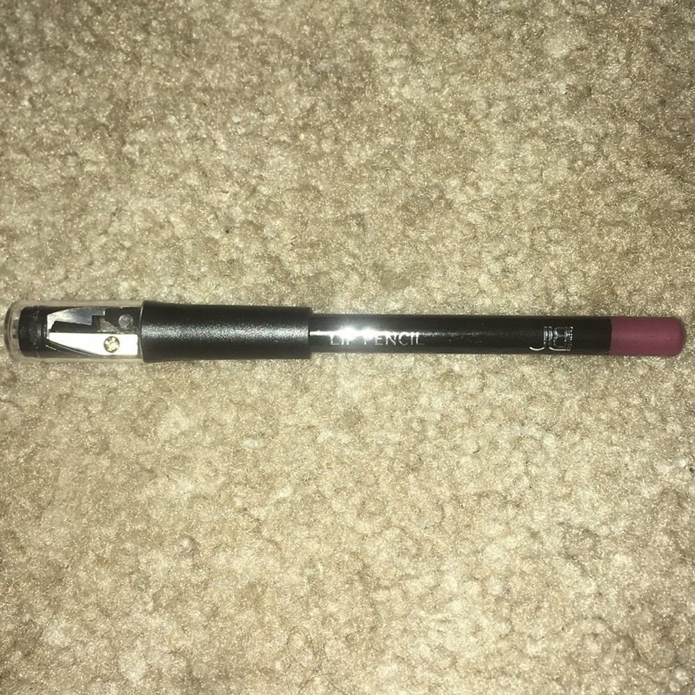 Lip pencil